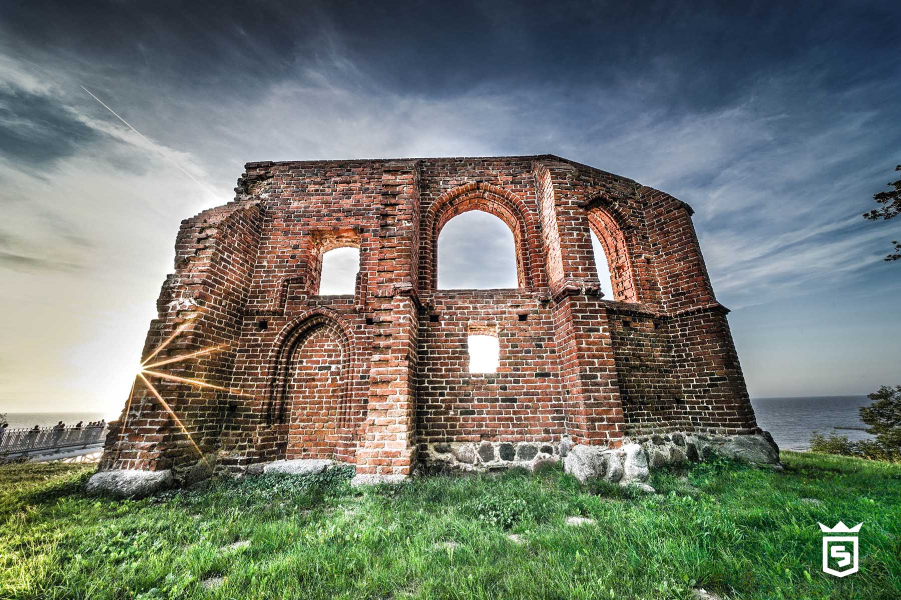 Ruiny Kościola w Trzęsaczu